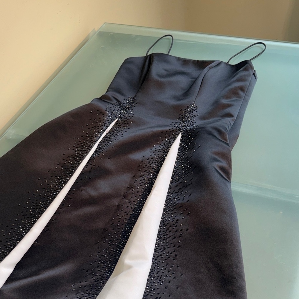 Cache Vintage Y2K Black and White Evening Gown with Sequined Beading Size 6 - Picture 7 of 11